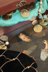 La duchesse de Nemours avec son trésor